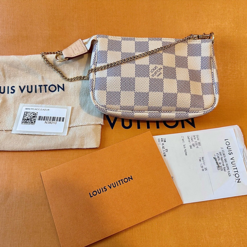 ✨Louis Vuitton Damier Azur Mini Pochette - Picture 4 of 16
